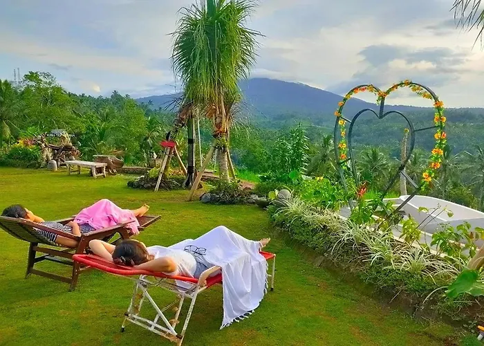 Kts - Kubu Tepi Sawah *